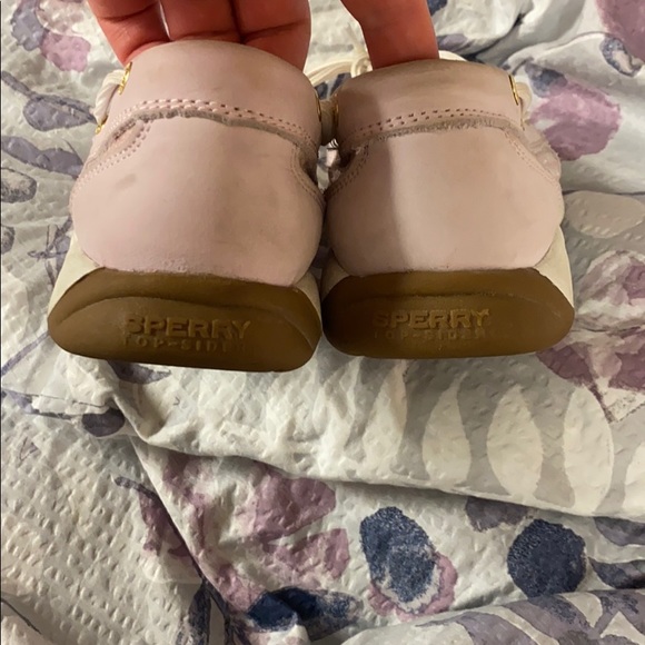 Pink sperry’s - Picture 5 of 10